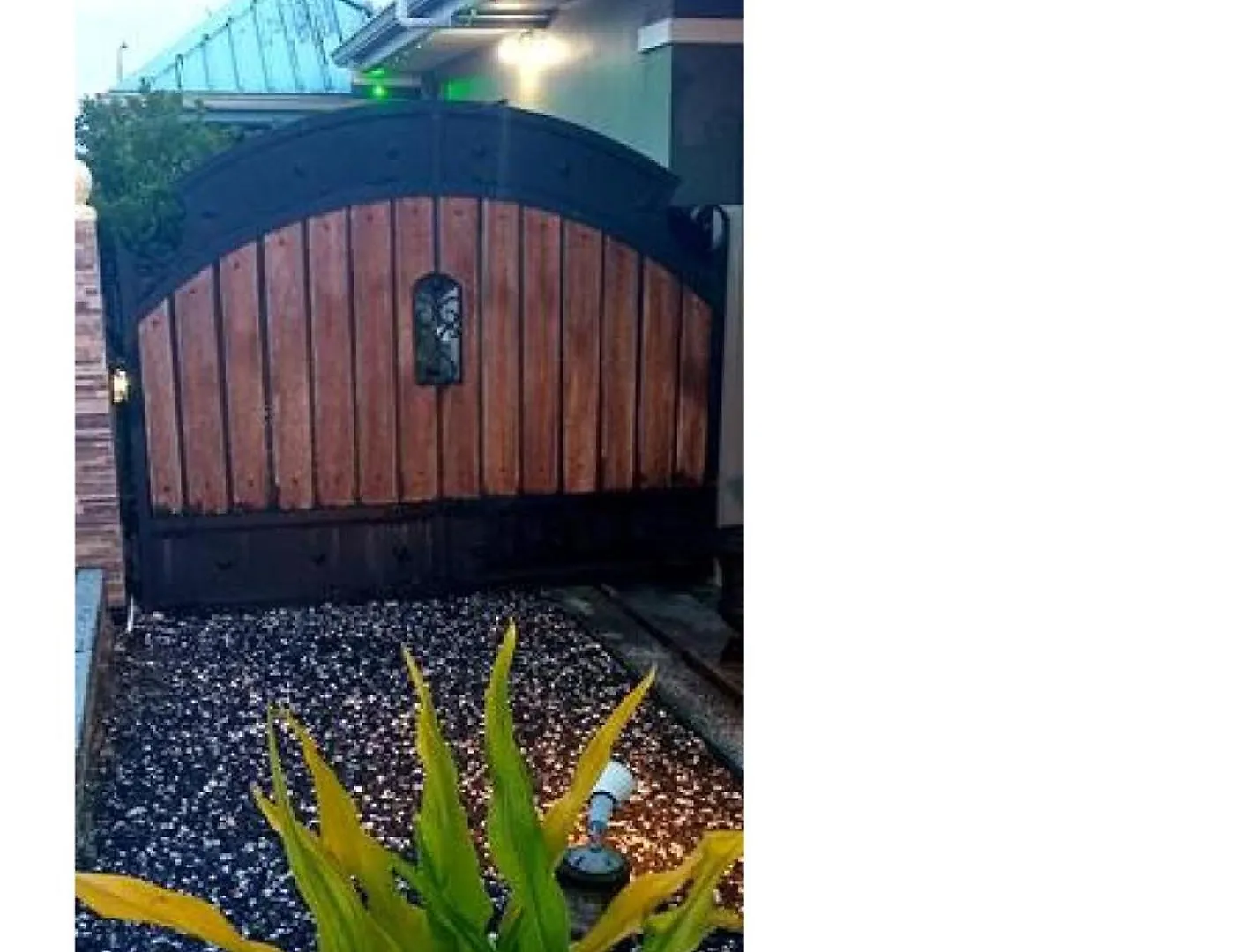 Topiary House Arima 0*,